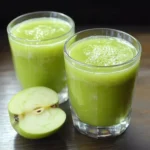 El jugo de pepino y manzana es ideal para quienes padecen retención de líquidos y ayuda a eliminar la inflamación abdominal